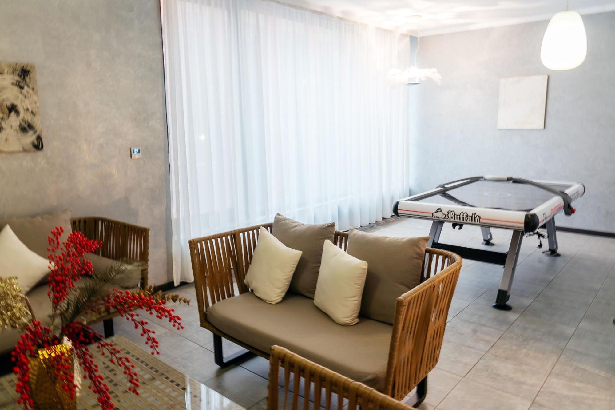 Sulo Vip Spa Atyraū Eksteriør bilde