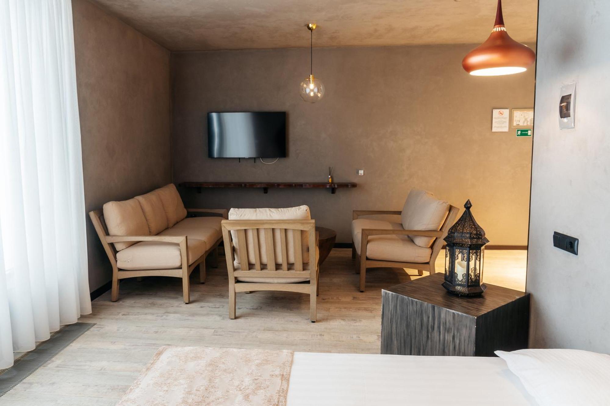 Sulo Vip Spa Atyraū Eksteriør bilde